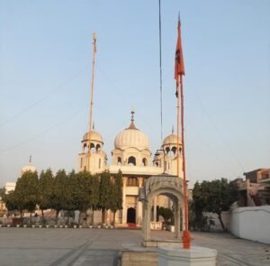 गुरुद्वारा शीश महल साहिब जन्म स्थान पातशाही सातवीं व आठवीं, कीरतपुर (पंजाब)