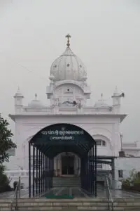 गुरुद्वारा सन्न साहिब, गॉंव बासरके गिलां, अमृतसर